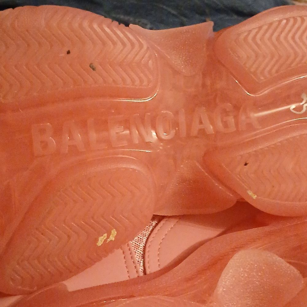 Balenciaga   - Picture 12 of 12